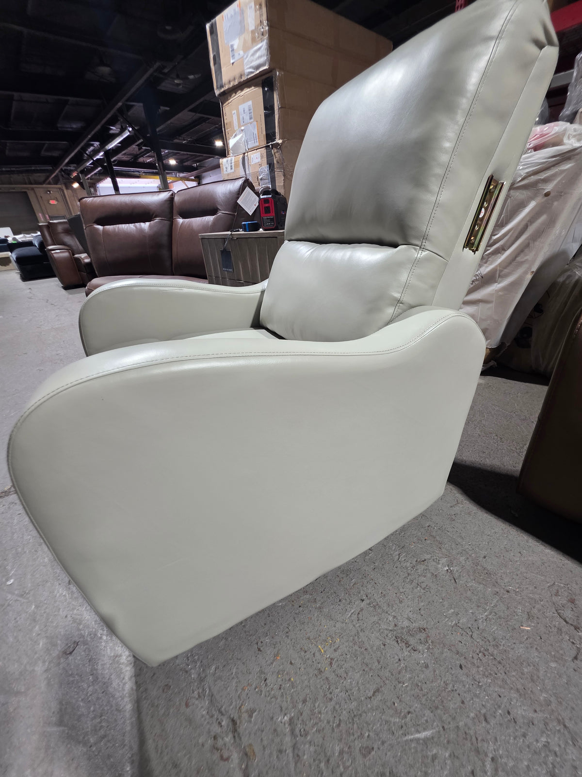White Label Cynthia 30" Manual Recliner