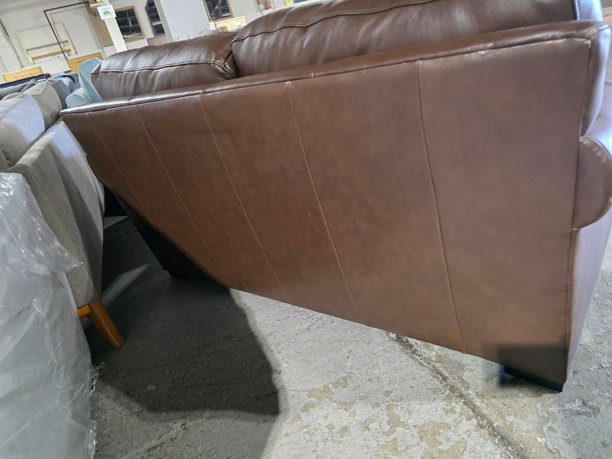 Radley Roll Arm 61" Leather Loveseat (Chocolate)