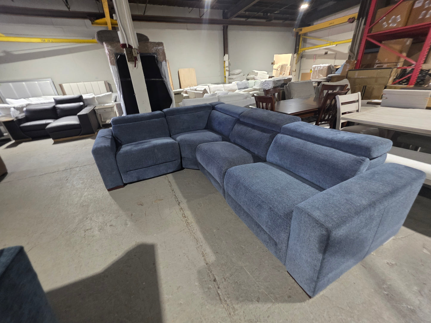 Nevio 4-Pc Fabric Sofa w/ 2 power Recliners