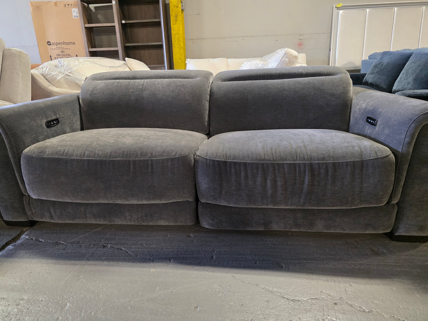 Brownell 2-Pc.Sofa Sectional with 2 Power Motion Chairs