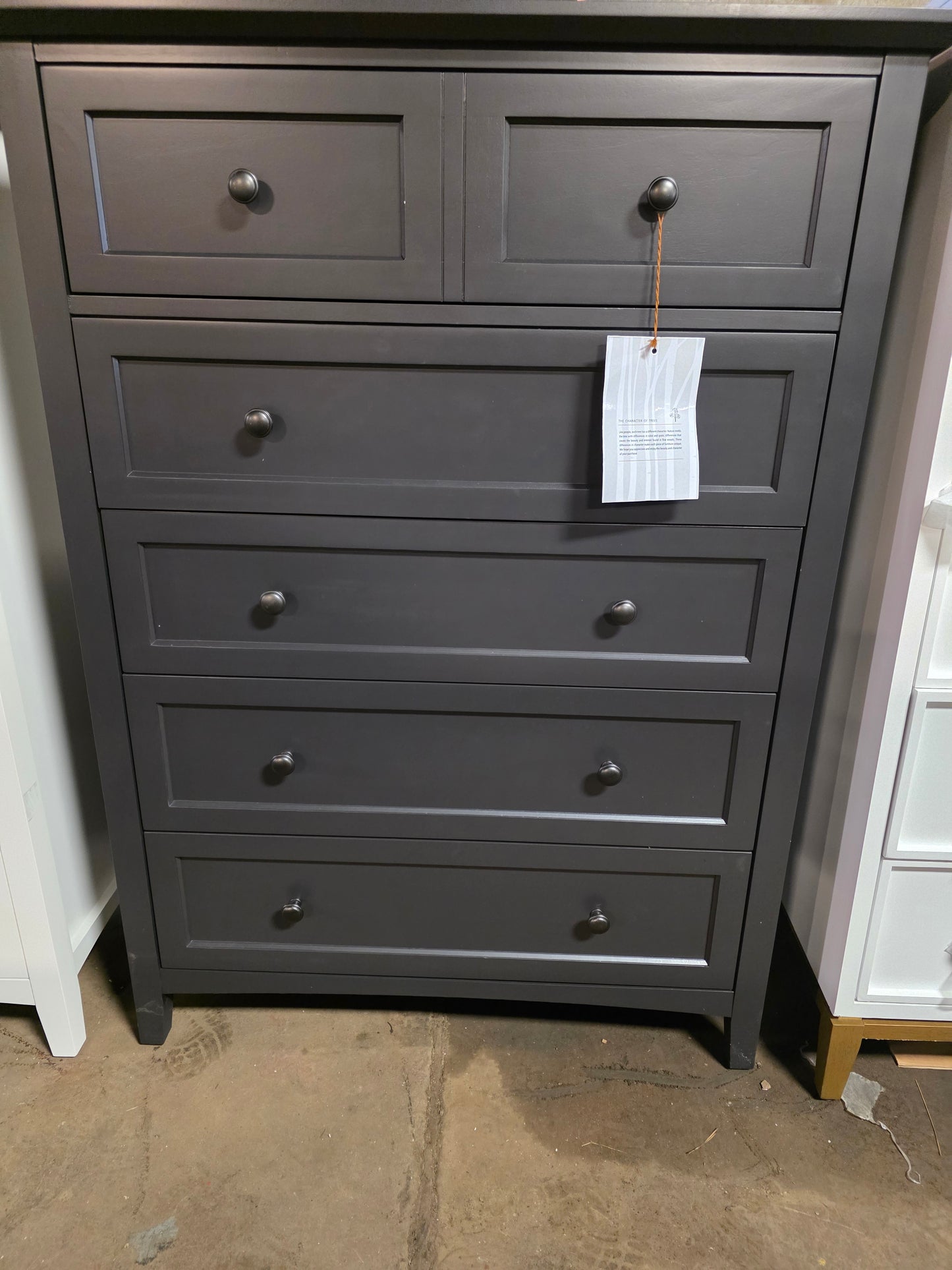 Hedworth Chest (Black)
