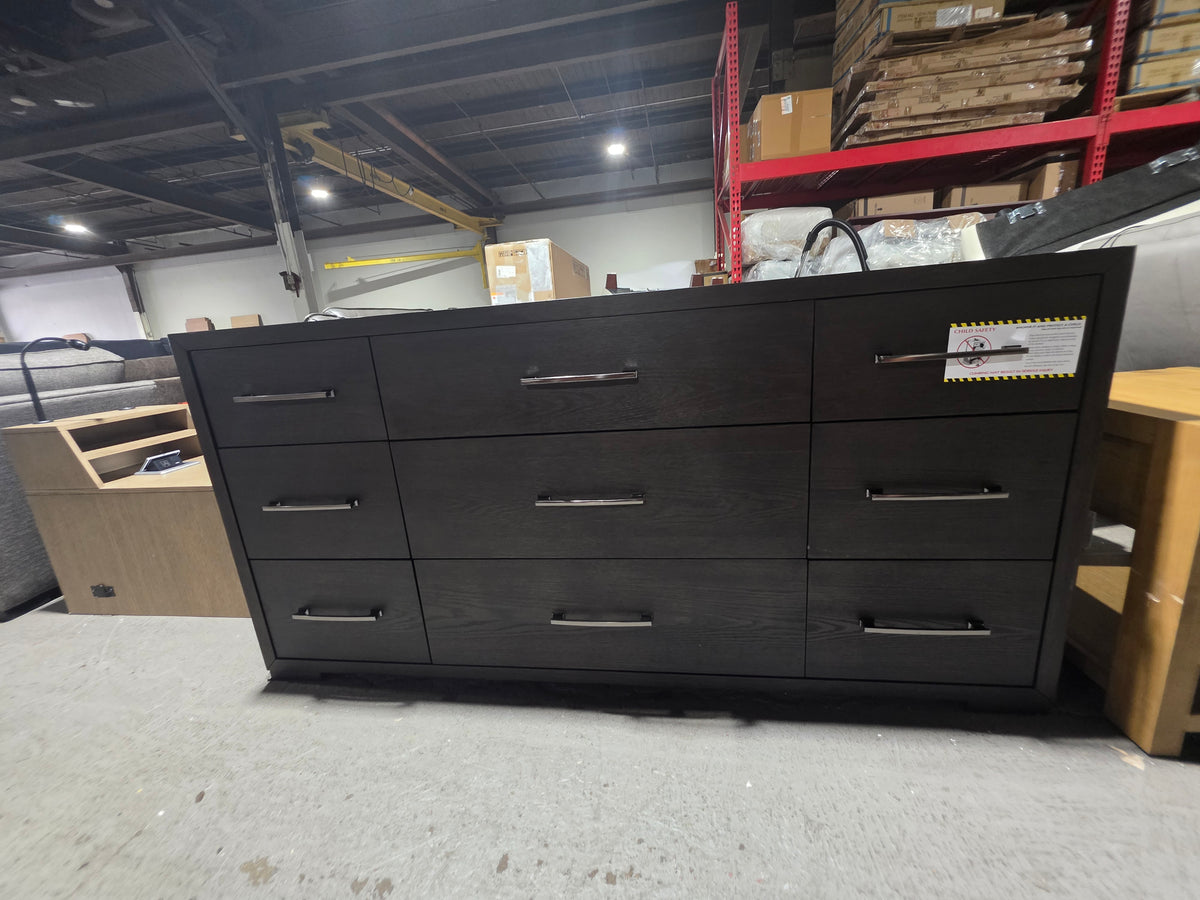 Ryder 35" Oak Veneer 9-Drawer Dresser
