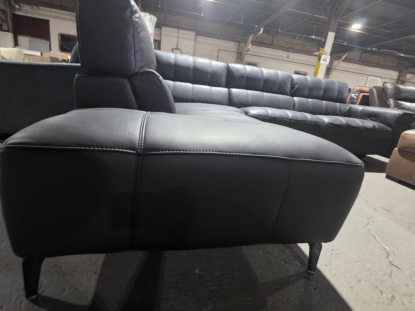 Wyndill 2-Pc. Leather Sectional with 2 Power Recliners (Black)