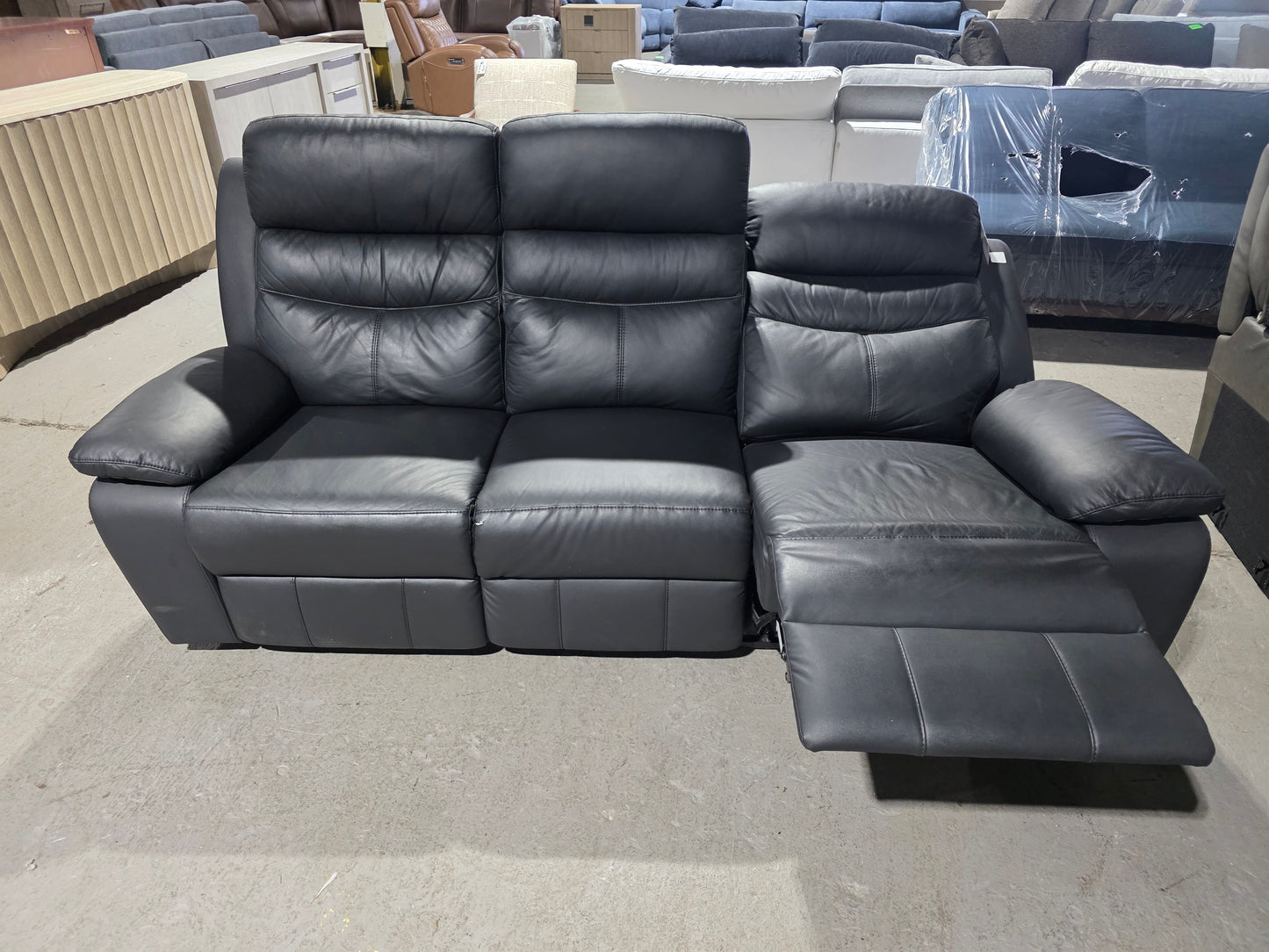 White Label Rittman 87" Power Double Reclining Sofa (Black)