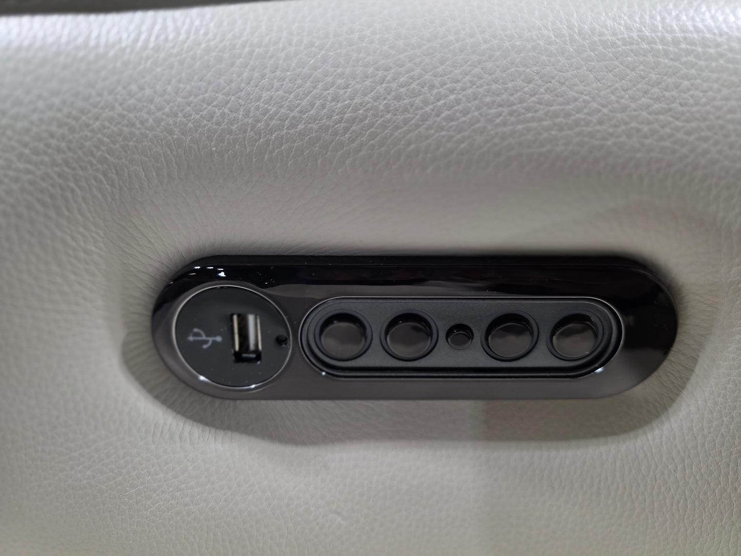 Neiwert 2-pc. Leather Sofa Sectional With 2 Power Recliners In Neutral