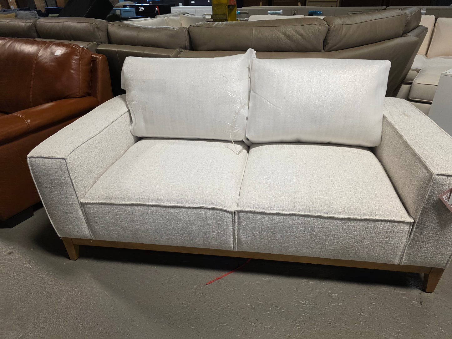 Rosecrans 72" Fabric Apartment Sofa (Wheat)