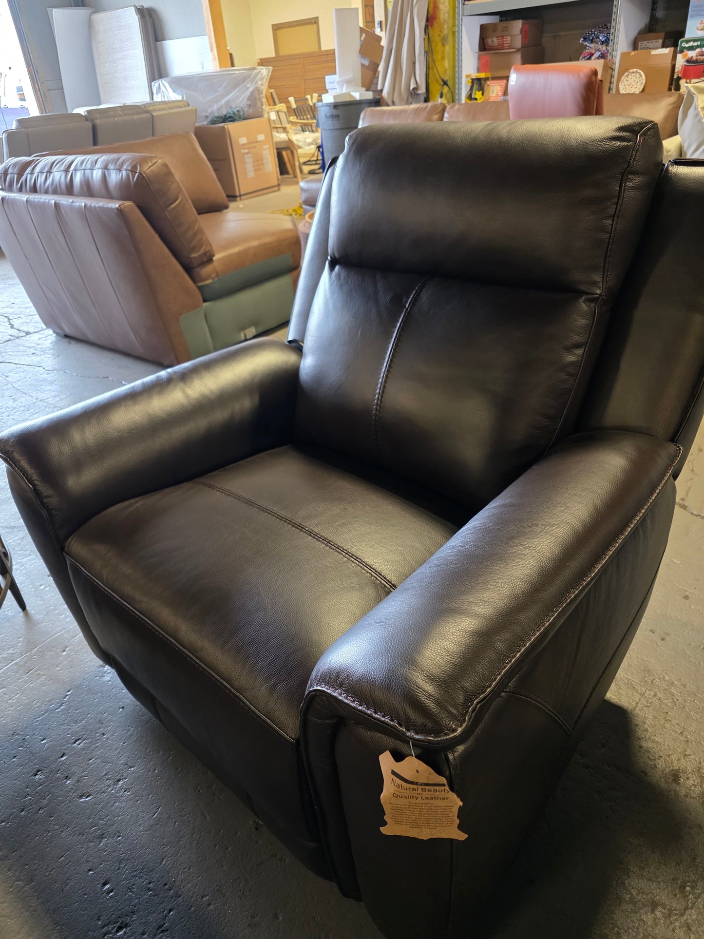 Addyson 41" Zero Gravity Leather Recliner with Power Headrest (Chocolate)