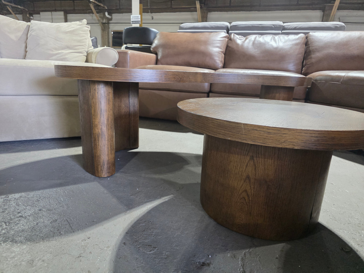 Santa Cruz 40" Wood Bunching Coffee Table