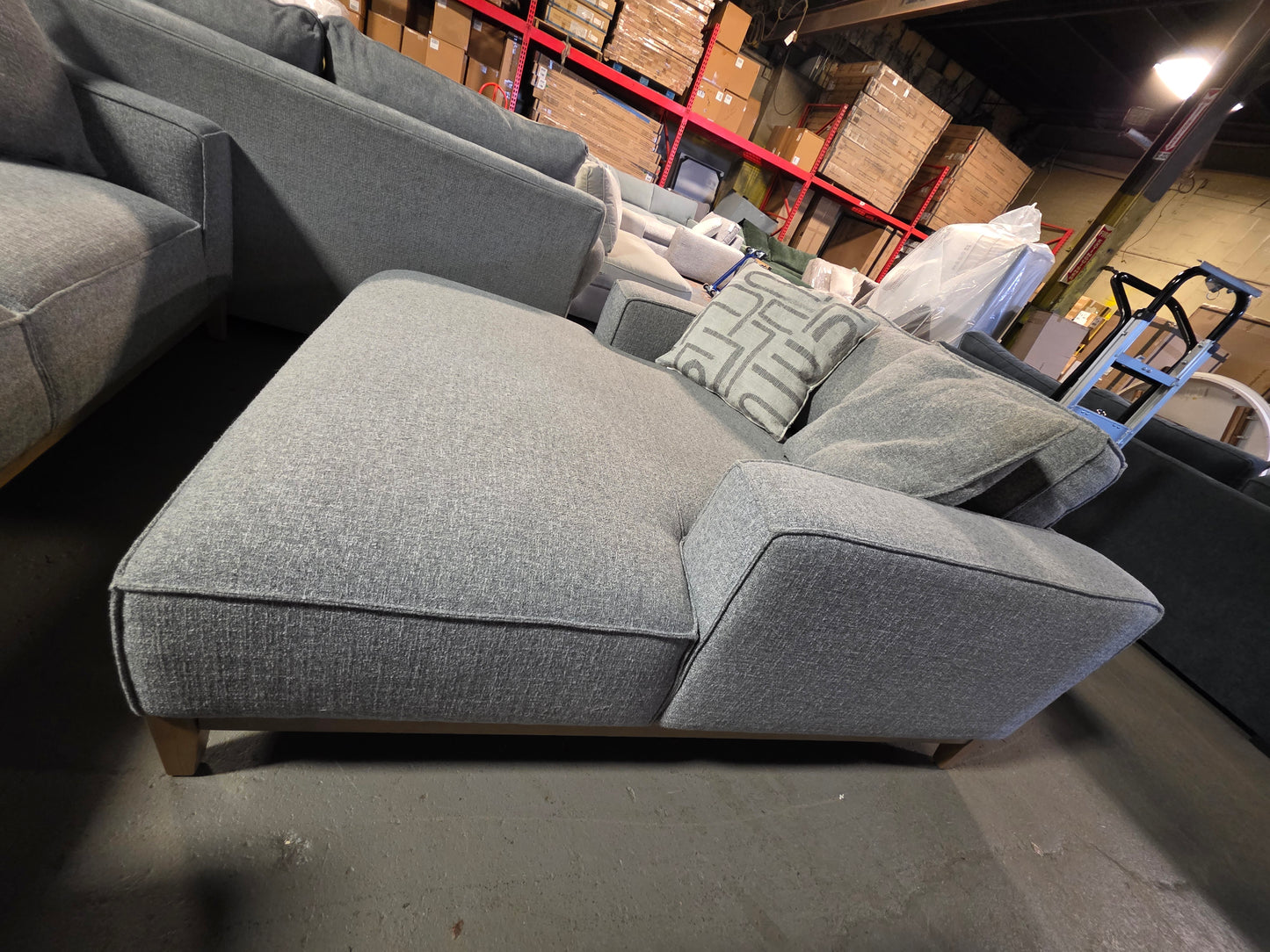 Rosecrans 53" Fabric Chaise (Grey)