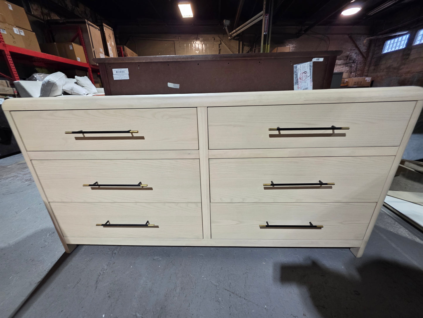 Wallen Dresser