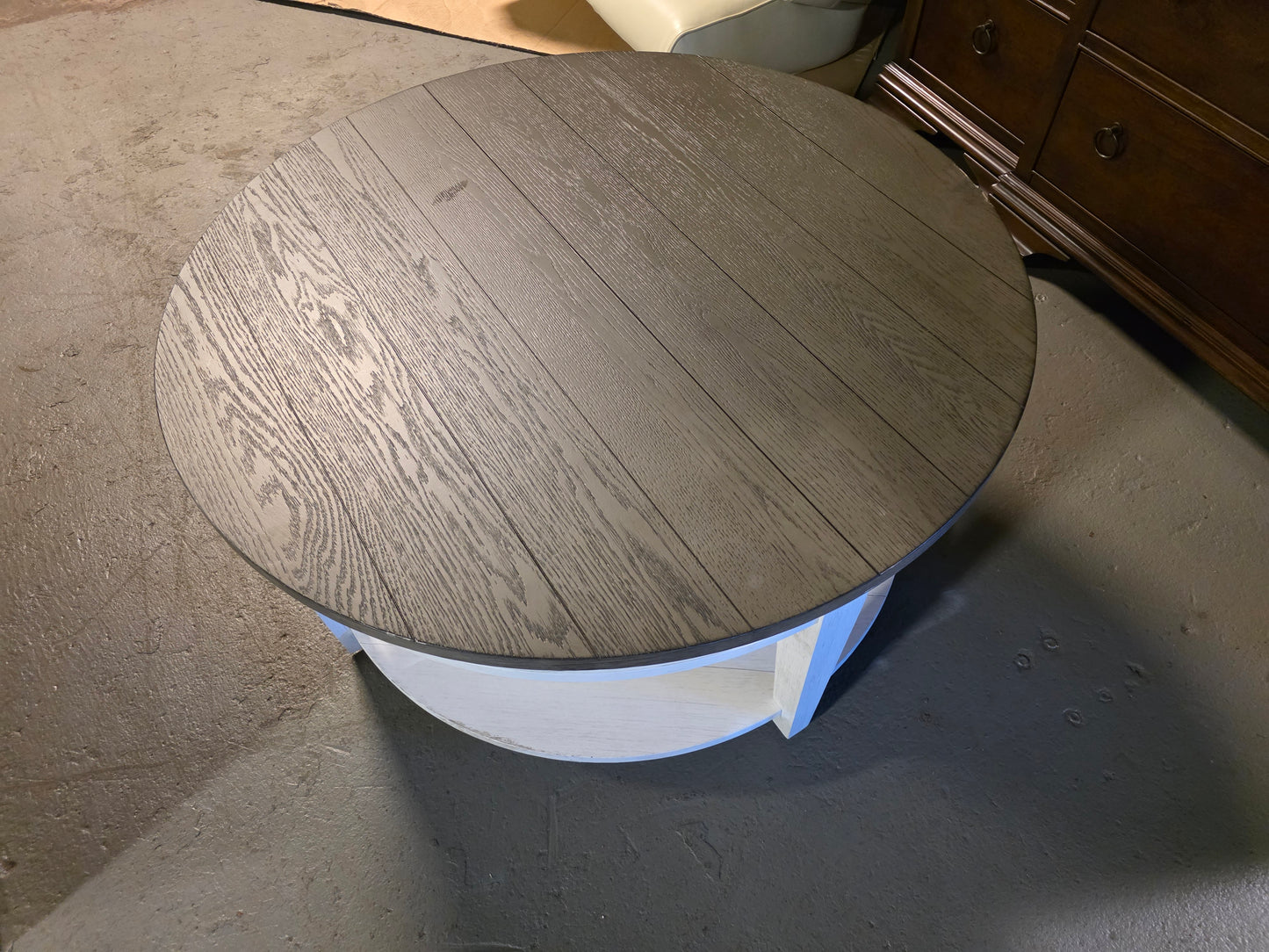 Dawnwood 38" Wood Round Cocktail Table
