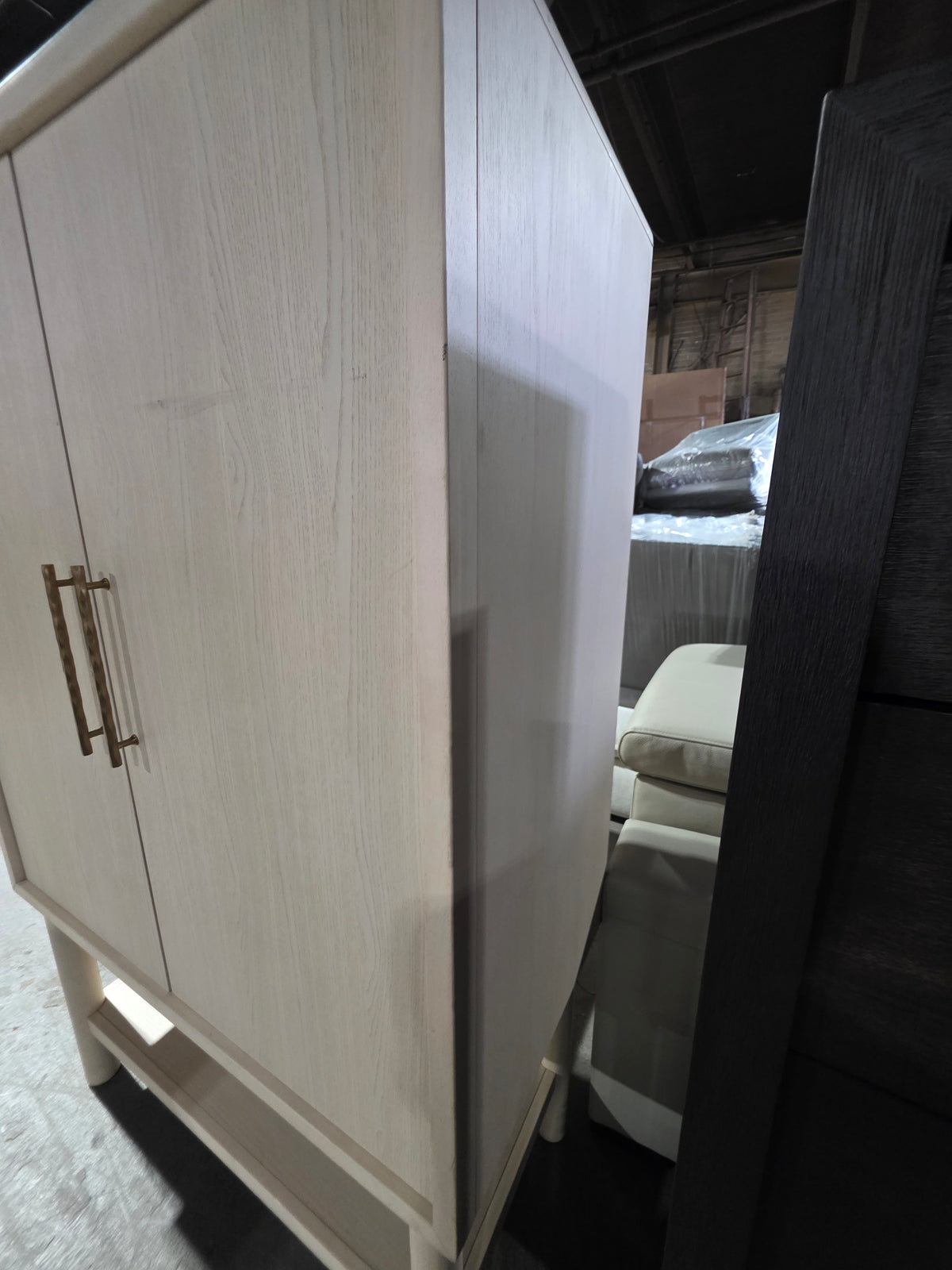 Lunare Bar Cabinet
