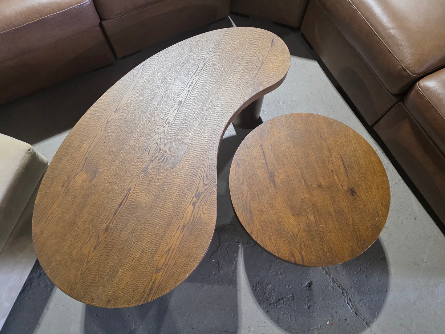 Santa Cruz 40" Wood Bunching Coffee Table