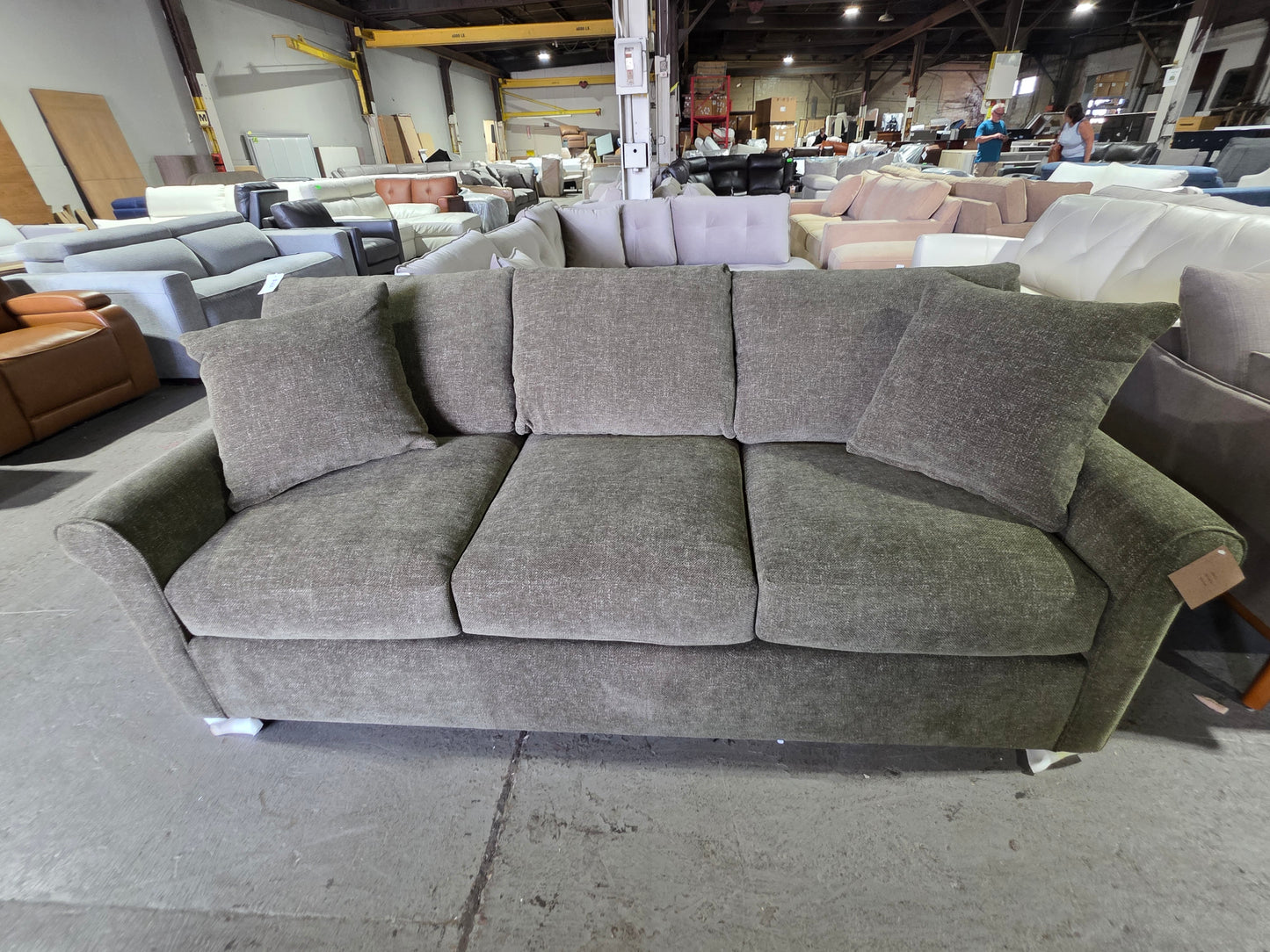 Wrenley 88" Fabric Sofa (Green)