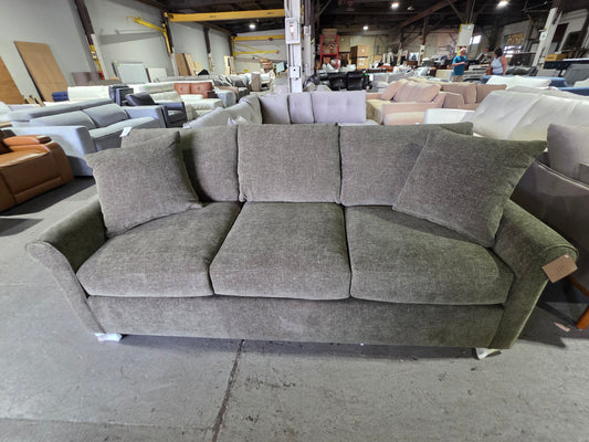 Wrenley 88" Fabric Sofa (Green)