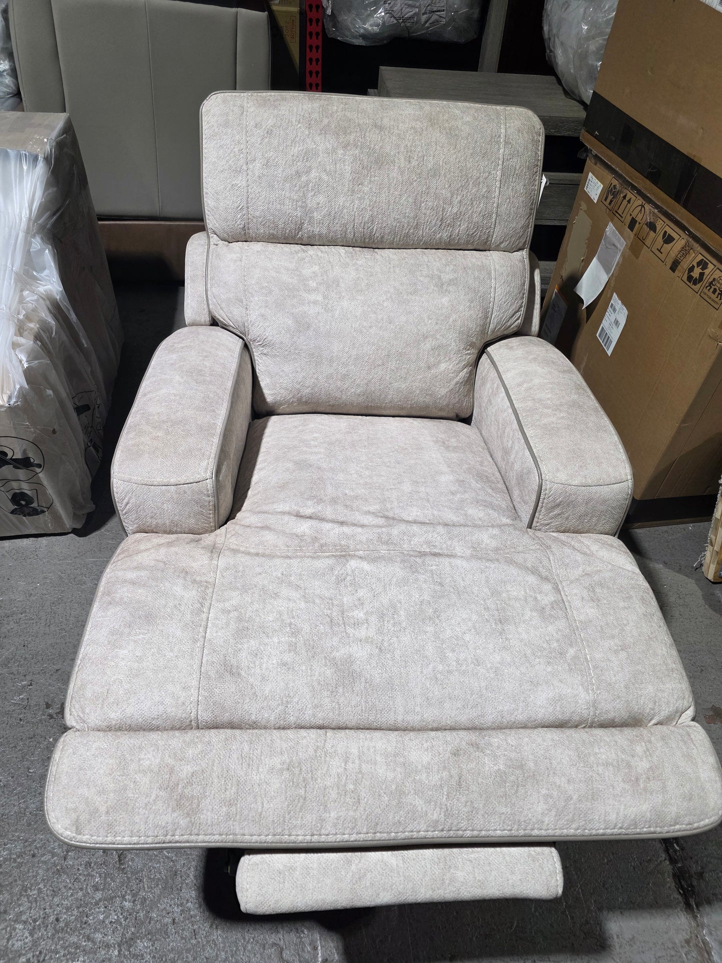 Sebaston 40" Fabric Recliner