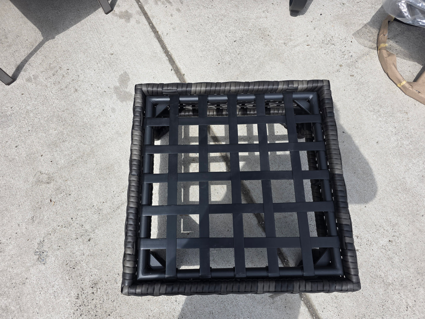 Viewpoint Square Outdoor Ottoman