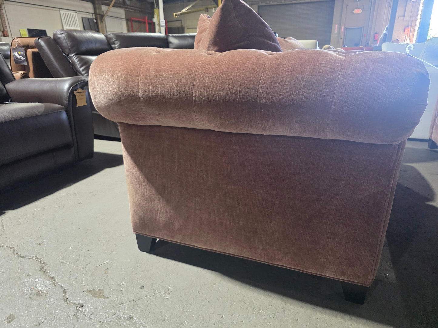 Kallison Fabric Loveseat (Dusty Pink)
